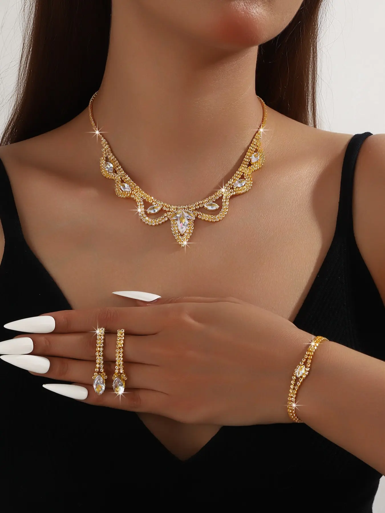 Luxurious Crystal Jewelry Set, 4-Piece Necklace Bracelet Earrings, Elegant Wedding Party Accessories, High-End Artificial Crystal