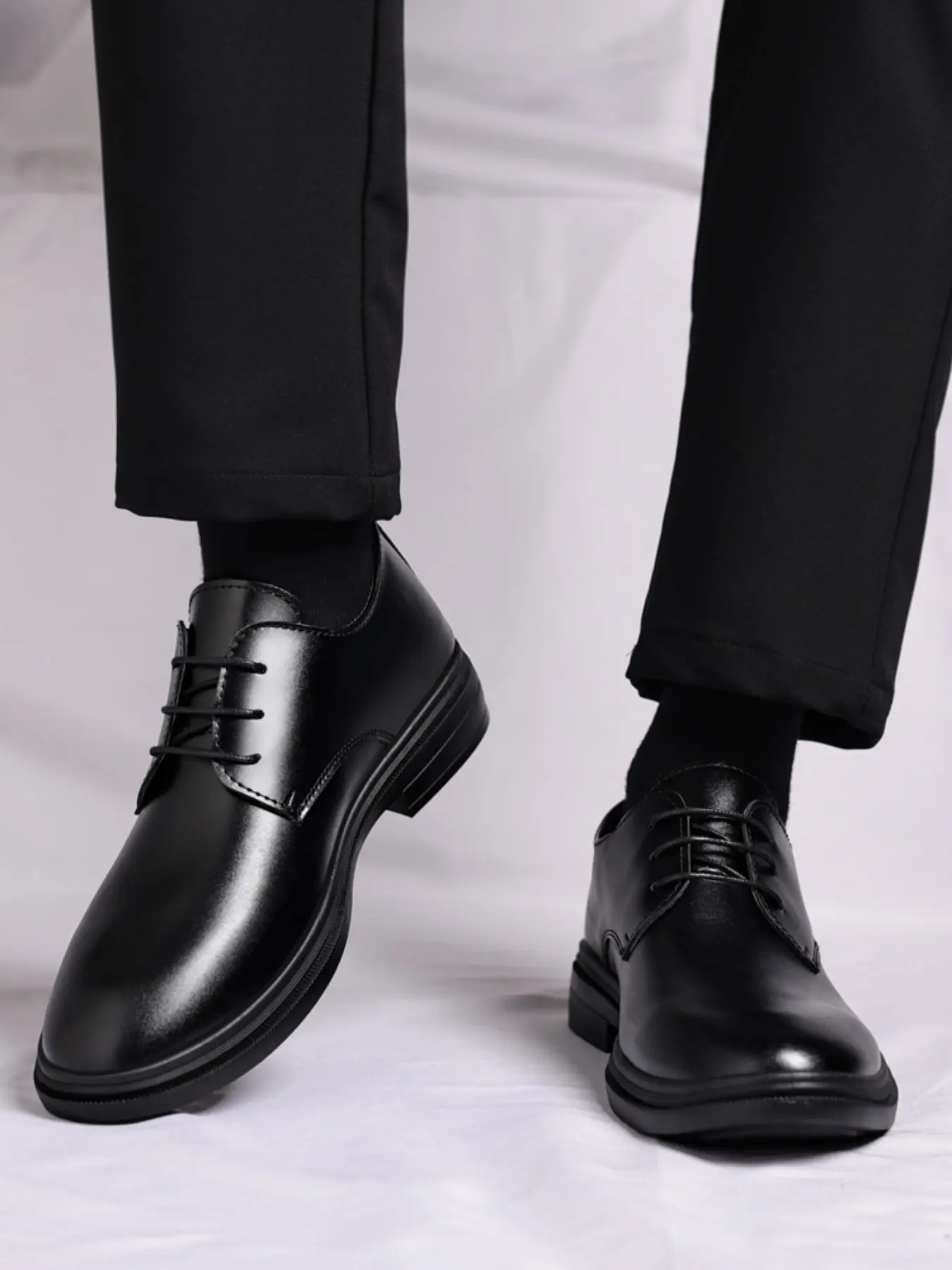 2026 New Men's Lace-Up Non-Slip Business Leather Shoes, Breathable & Comfortable, Formal Dress Shoes, Office Shoes for Workplace and Interview, Loafers for Men