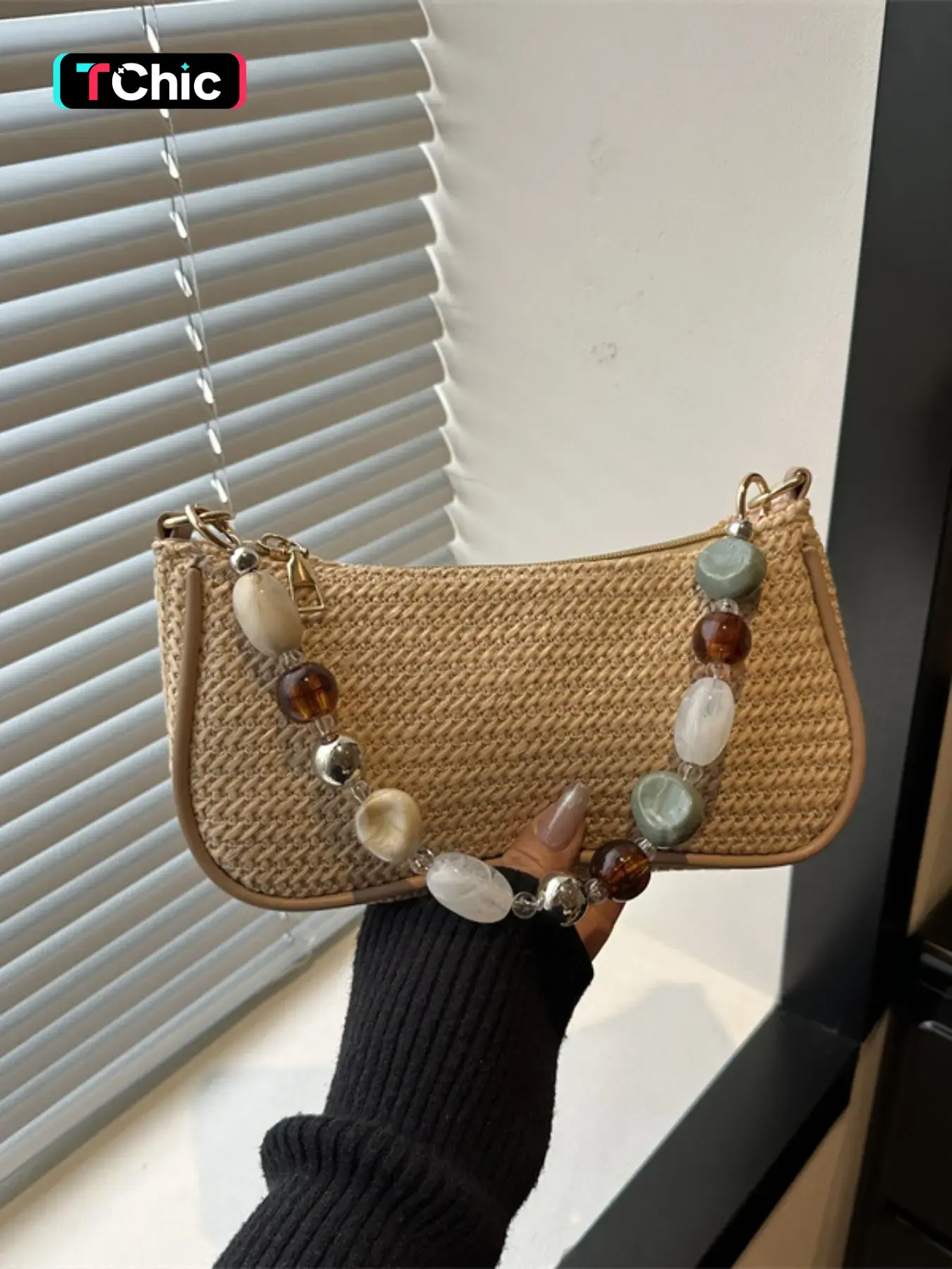 Trendy Boho Braided Straw Shoulder Bag, Pearl Chain Crossbody, Bohemian Crossbody Purse, Casual Commute & Vacation Style, Women's Fashion Accessory, Casual Crossbody Bags