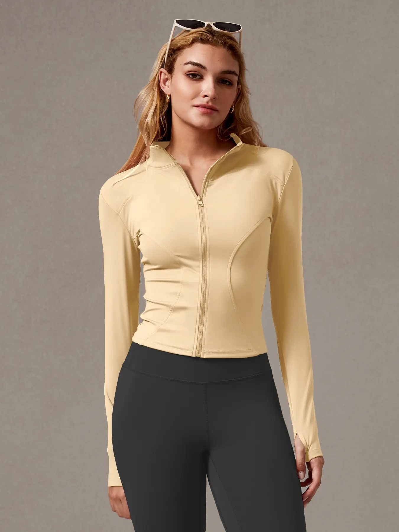 Women's Sporty Long Sleeve Jacket, Slim-Fitting Zipper Design, Comfortable Moisture-Wicking Fabric, Athletic Style Outerwear, sportswear jacket, Workout Jackets