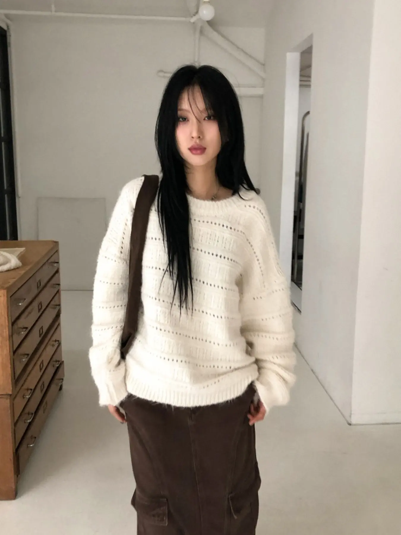 New Fashion Korean Round Neck Long Sleeve Sweater, Loose Fit Solid Color Knit Top, Elegant Casual Wear for Office and Outing