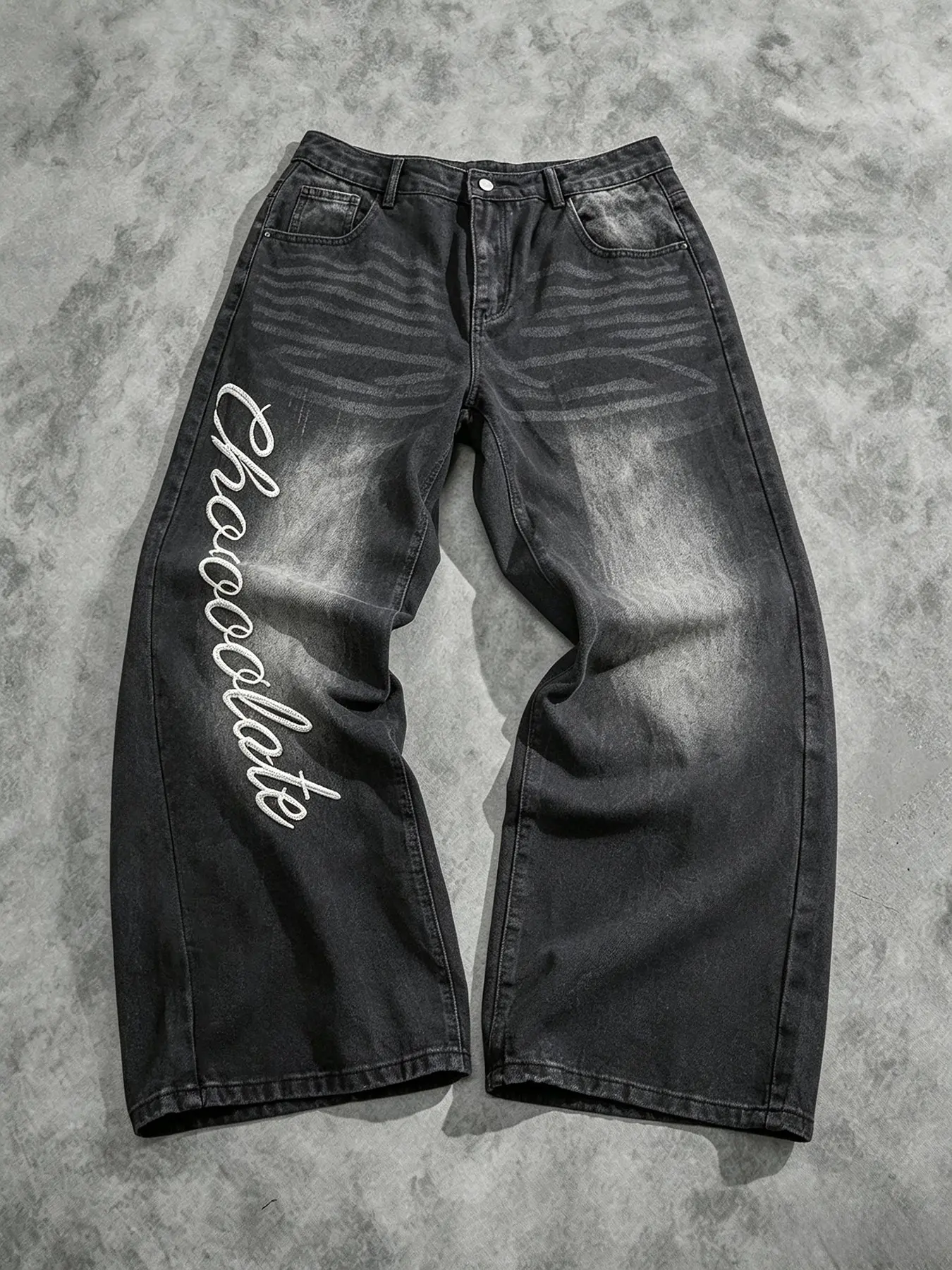 Men's Vintage Washed Jeans, Casual Loose-Fit Streetwear, Graphic Zebra Print Embroidery, All-Seasons Comfortable Long Pants