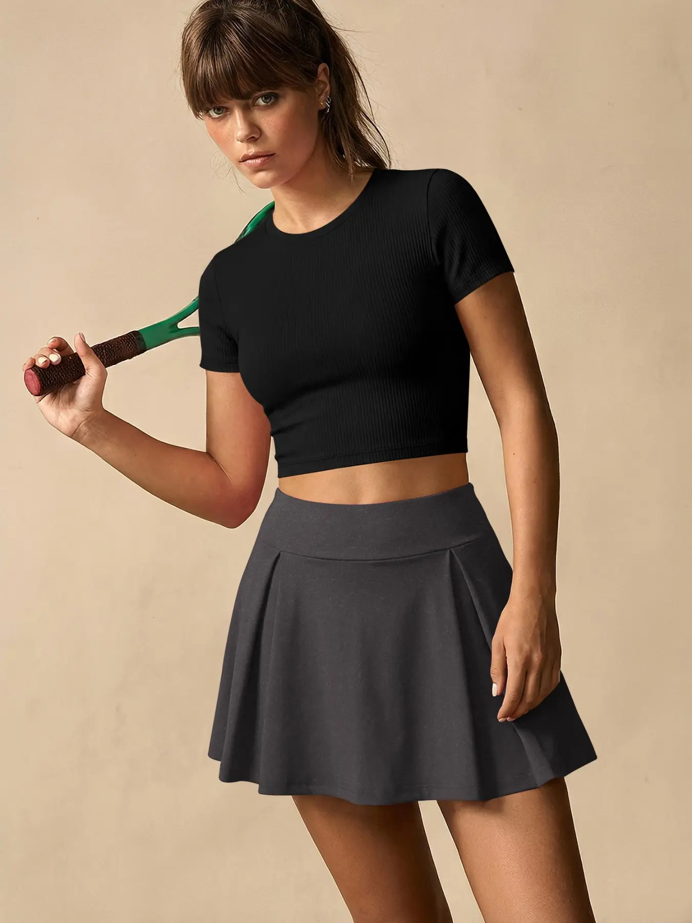 Professional Sports Two-Piece Set, Fitted Round Neck Short Top, High-Waisted Pleated Skirt, Pickleball Badminton Training, Activewear Workout Set