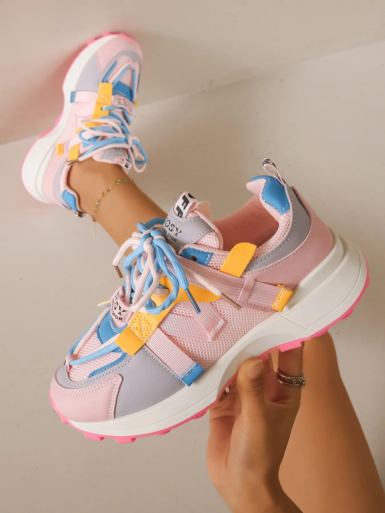 2026 Fashion Outdoor Women's Lace-Up Round Toe Thick Sole Sports Shoes, Casual Spring Summer Colorblock Mesh Breathable Dad Sneakers Athletic Sneaker Footwear