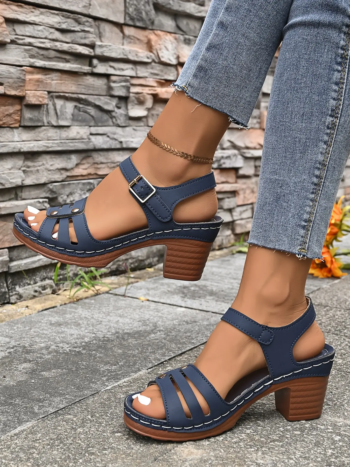 Comfortable Arch Support Heeled Sandals, Adjustable Buckle Backless Shoes, Women's All-Day Casual Footwear, Stylish & Practical Design, Casual Fashion Sandals