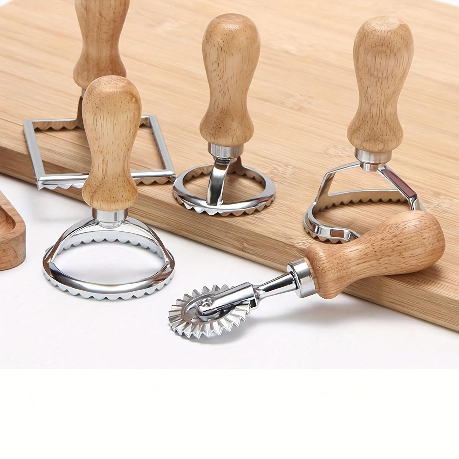 Set of 5 Ravioli Stamps, Wooden Handle Ravioli Cutter for Making Ravioli, Pasta, Dumplings, Lasagna, Pierogi, And Dough Pressing