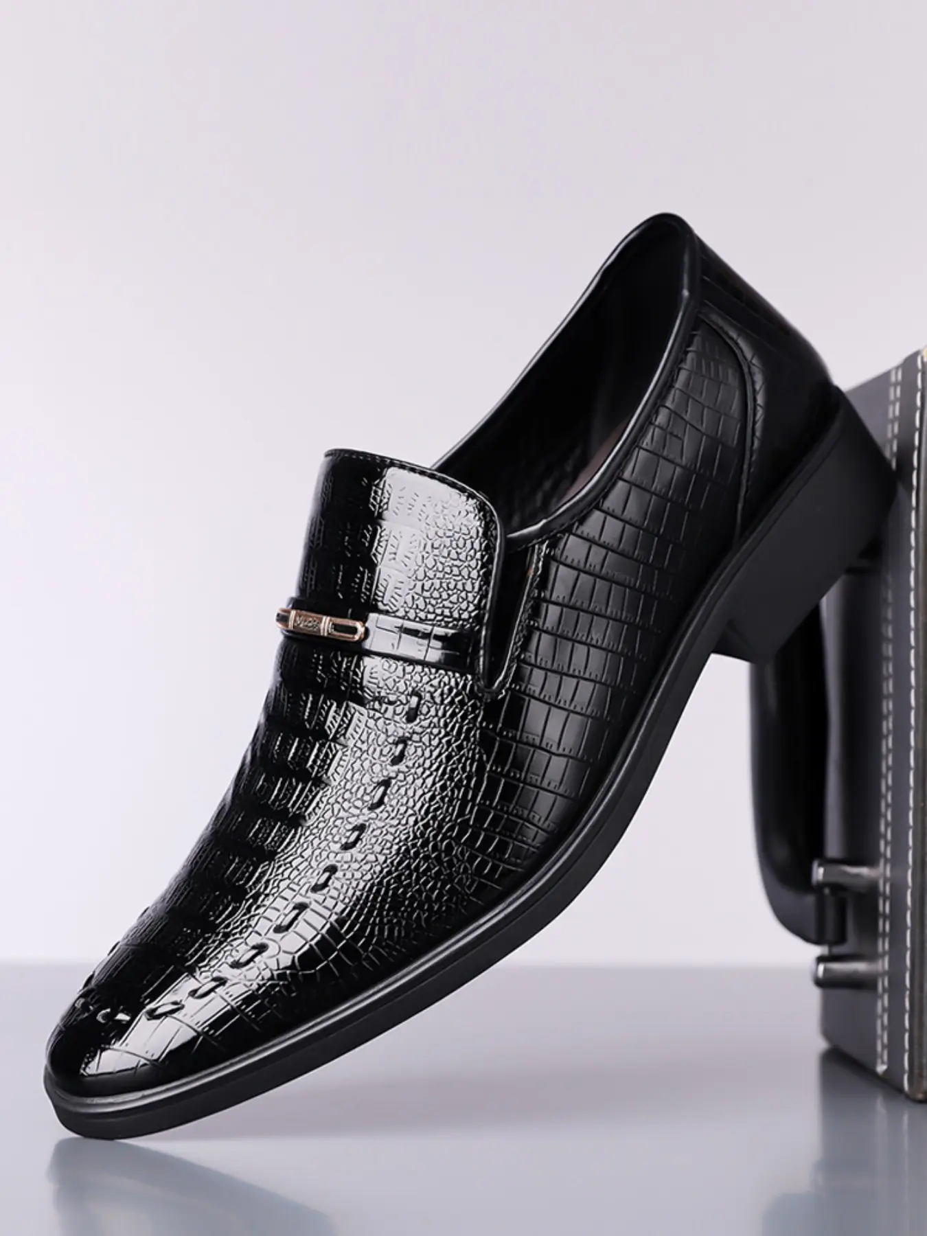 Men's Slip-On Loafers, Formal Shoes, British Style Elegant Footwear, Business Casual Office Wear, Office Work Footwear, Comfortable Daily Shoes