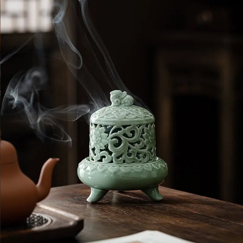 Celadon Pi Xiu Aromatherapy Incense Burner, Home Use Incense Burner for Tea Ceremony, Indoor Ceramic Antique-Inspired Incense Burner with Three Legs
