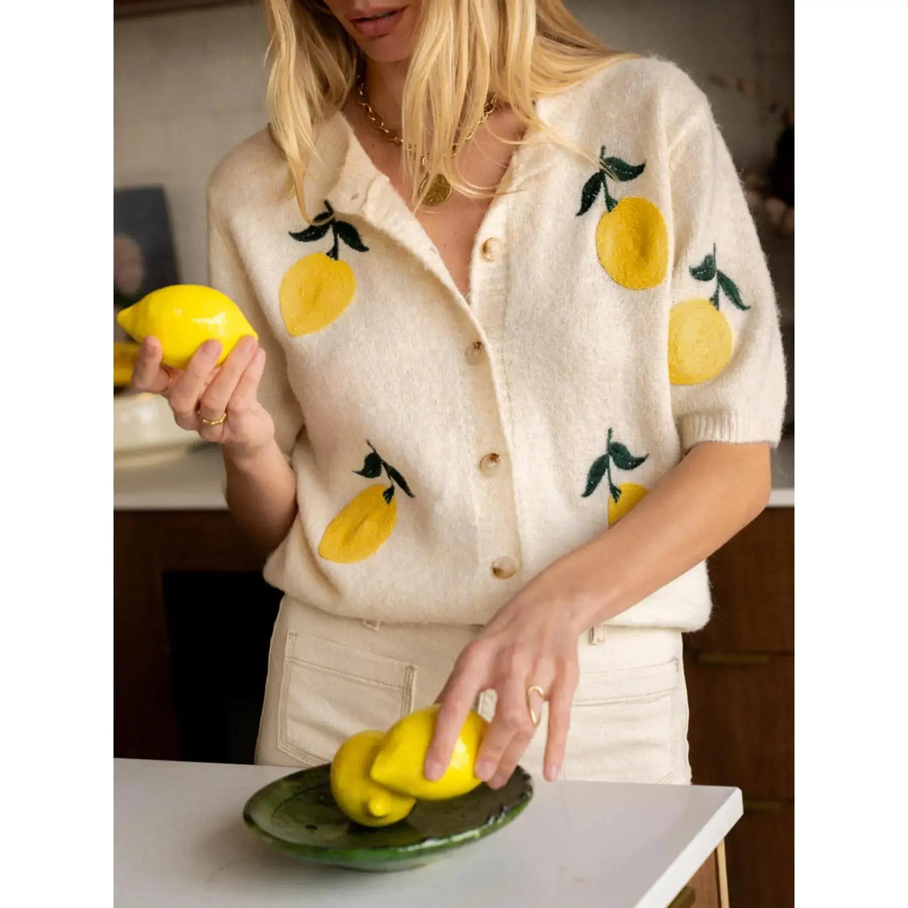 Women's Lemon Embroidery Sweater Cardigan, Casual Short Sleeve Knitwear for Daily Wear, Ladies Knitting Clothes for Summer, Knitted Tops, Fashion Knit Clothing