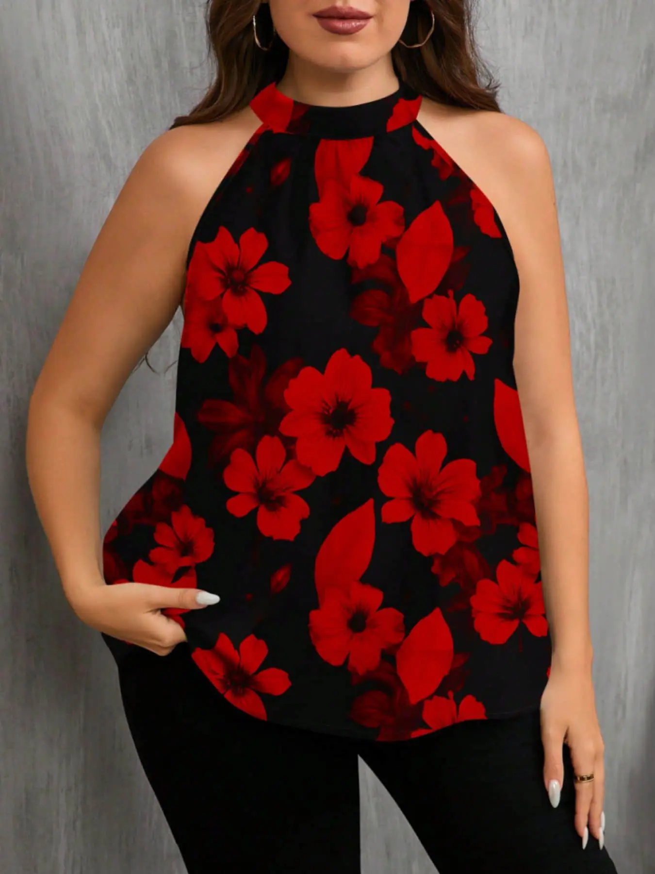 Plus size: A summer women's fashionable retro atmosphere hanging neck top with high collar and back button sleeveless camisole vest, versatile for daily shopping, commuting, and work