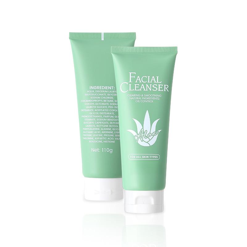 Oil-control facial cleanser cleans pores, removes oil, exfoliates, is gentle and non-irritating, and provides moisturizing hydration