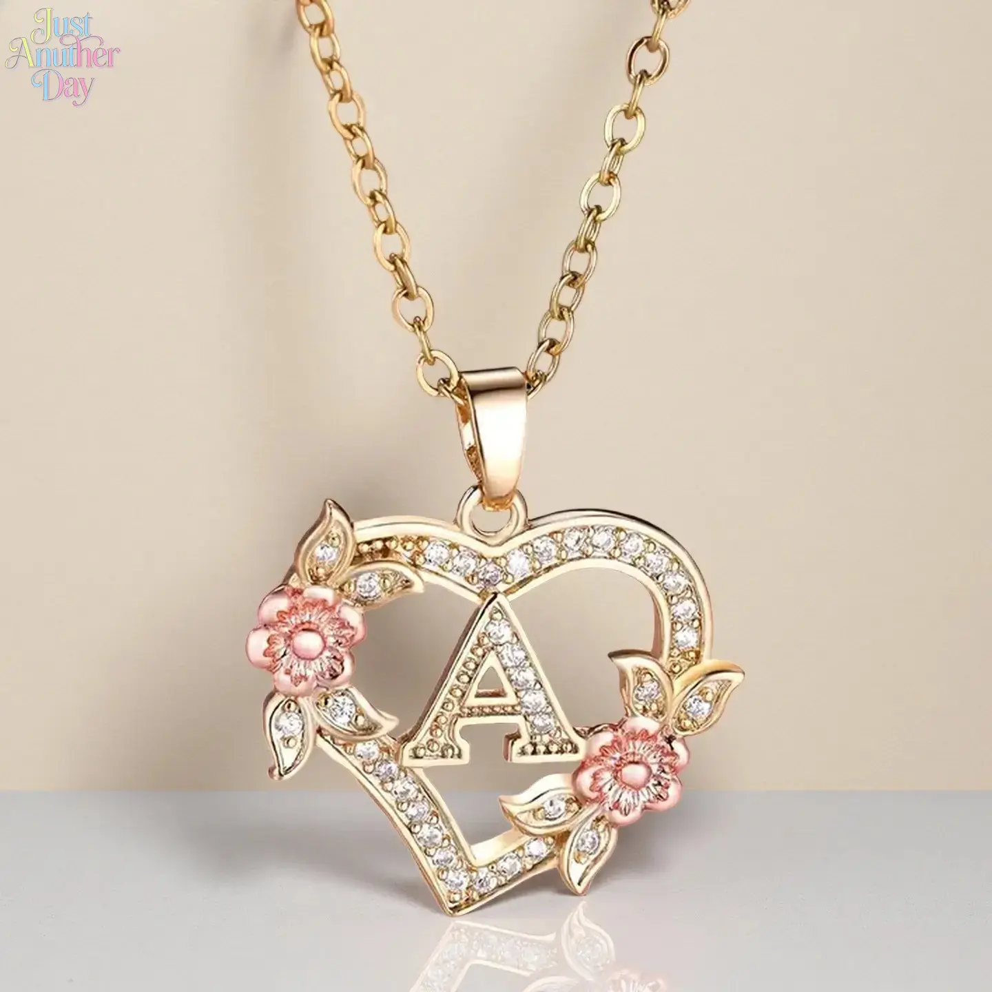 Trendy Love Heart Flower Pendant Necklace – Vintage Gold A-Z 26 Letters Necklace for Women, Perfect Wedding Jewelry & Personalized Gift, Stylish and Elegant Gift for Girls