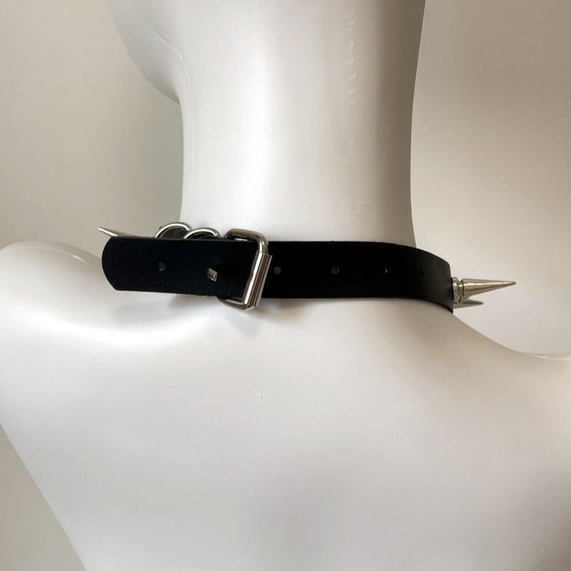 2pcs Women Punk Rivet Necklace Y2K Girl Harajuku Gothic Black Choker Necklace Spicy Girl Collarbone Chain Rock Neck Chain Jewelry