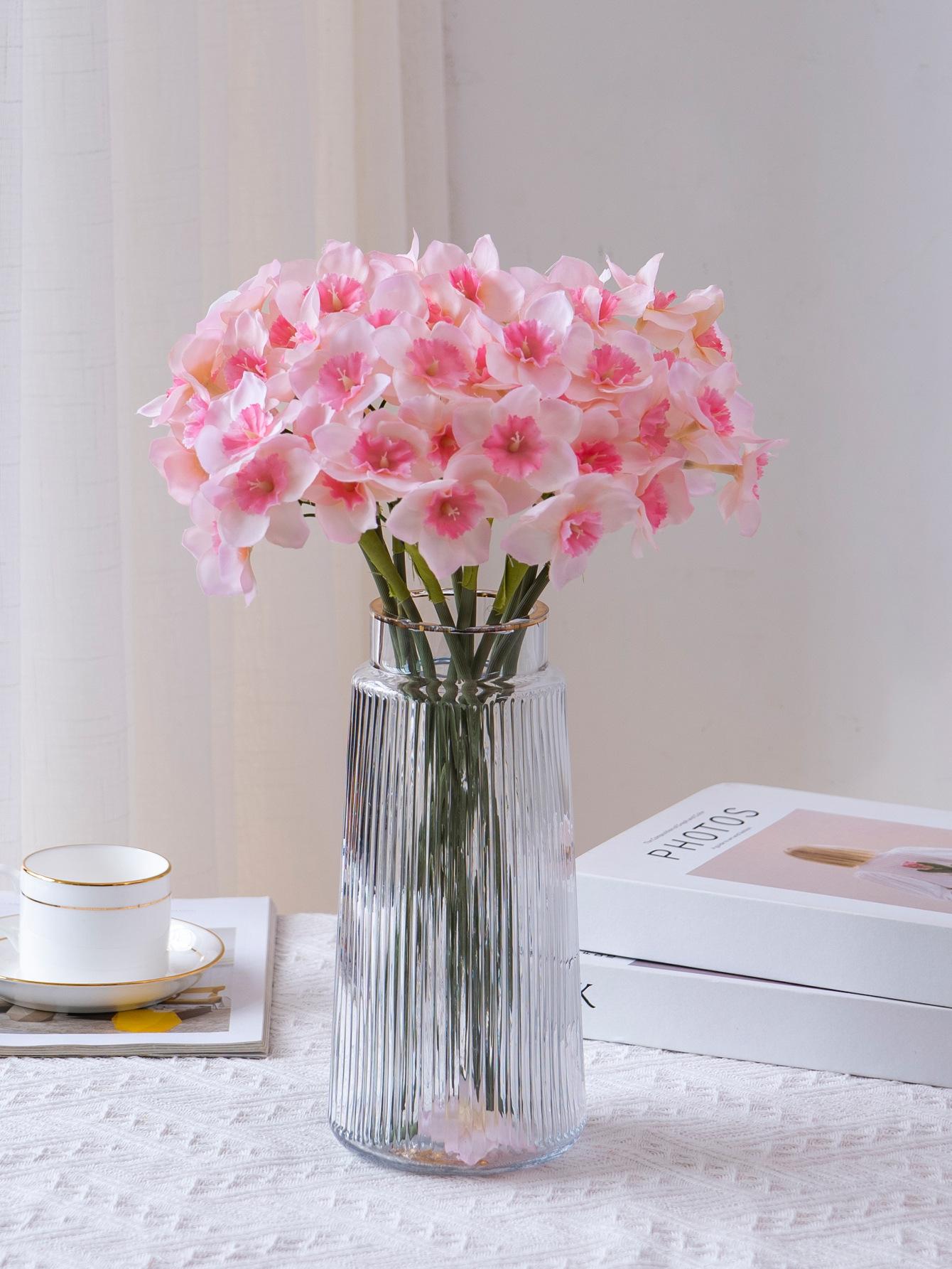 Daffodil Bouquet Silk Flower Plastic Living Room Table Decoration Artificial Fake Flower Potted Plant Home Decoration