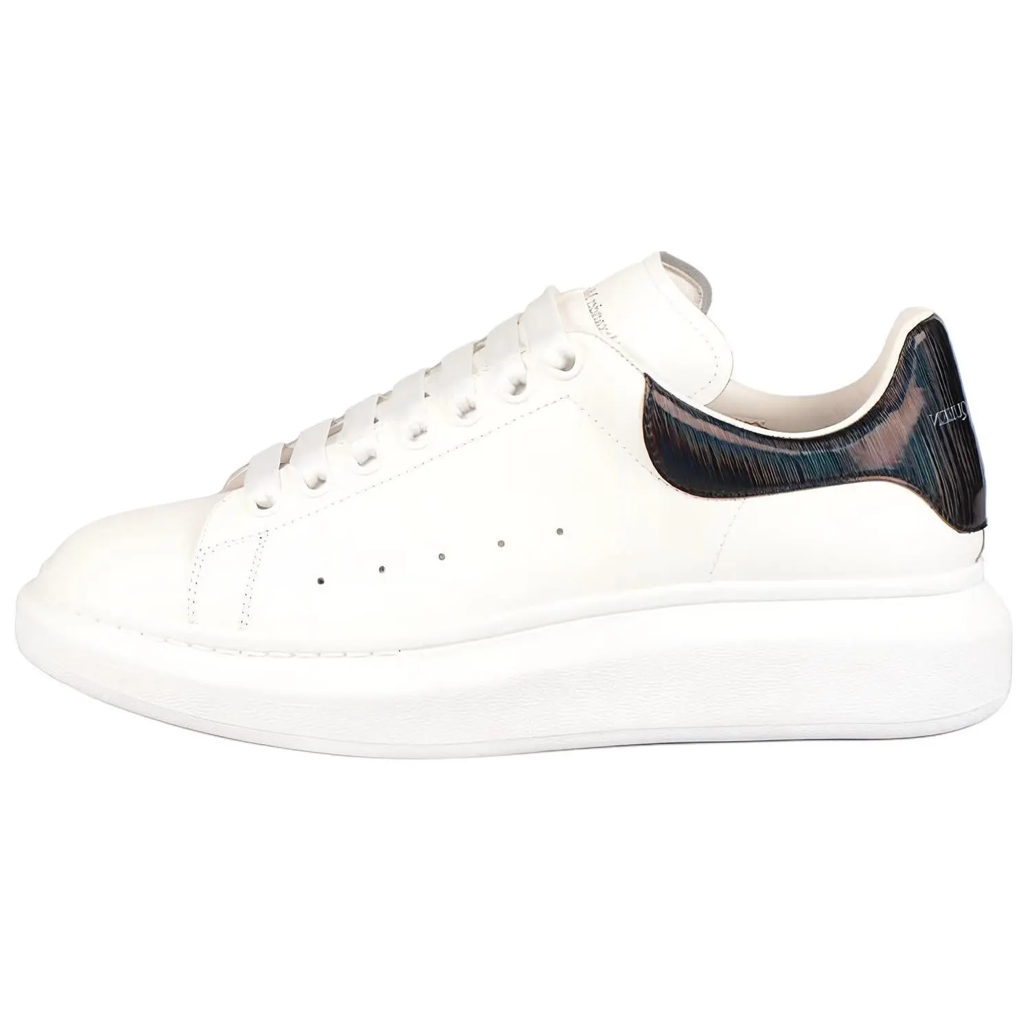 Alexander McQueen Oversized Thick-Soled Low-Top Casual Sneakers for Men in White and Black Verifiable, with credentials and supporting global authentication