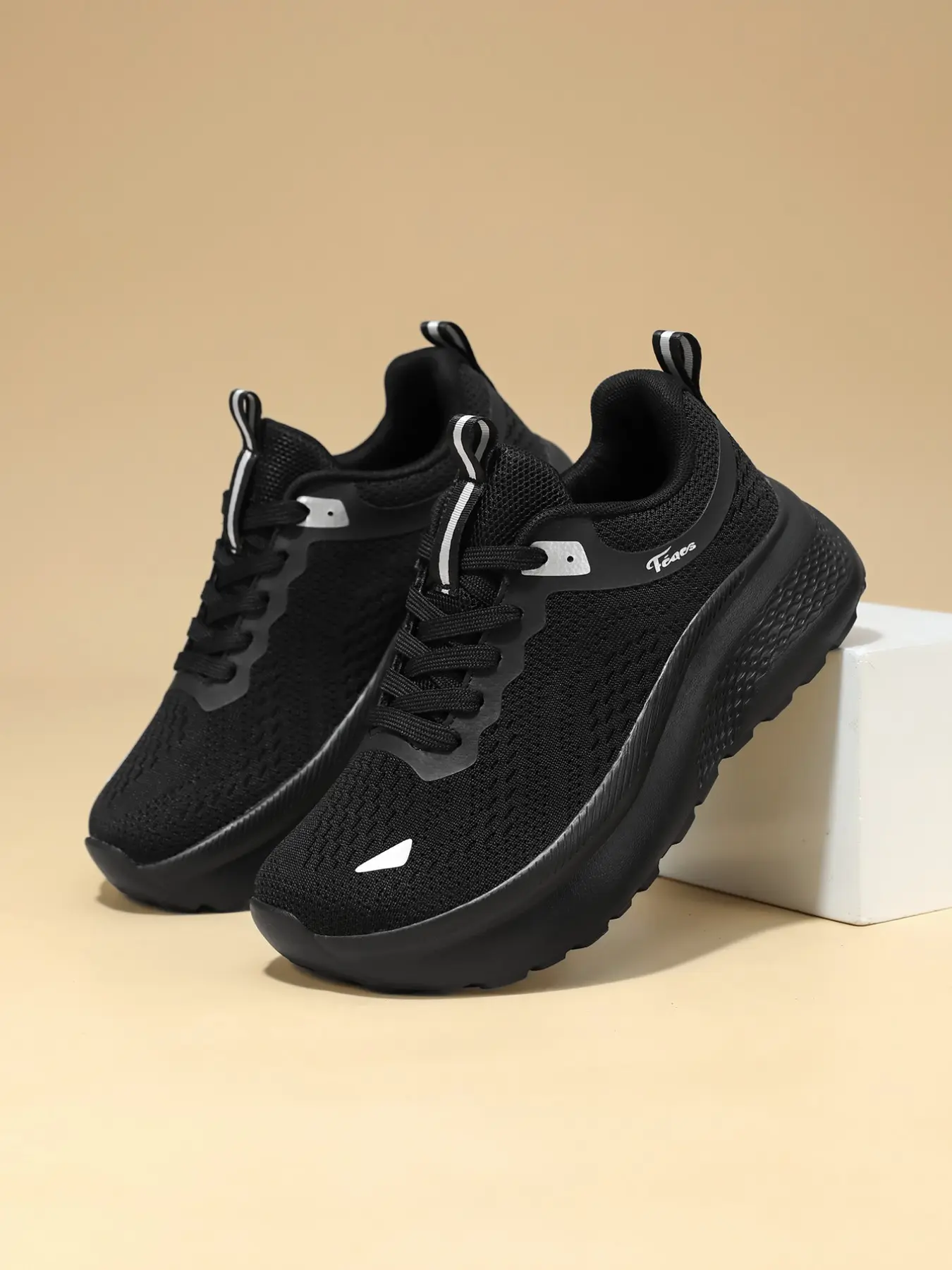 Men's Lightweight Breathable Running Shoes, Summer Soft Sole Shock Absorption, Casual Walking Shoes, Anti-Slip Rubber Sole, All-Season Comfort