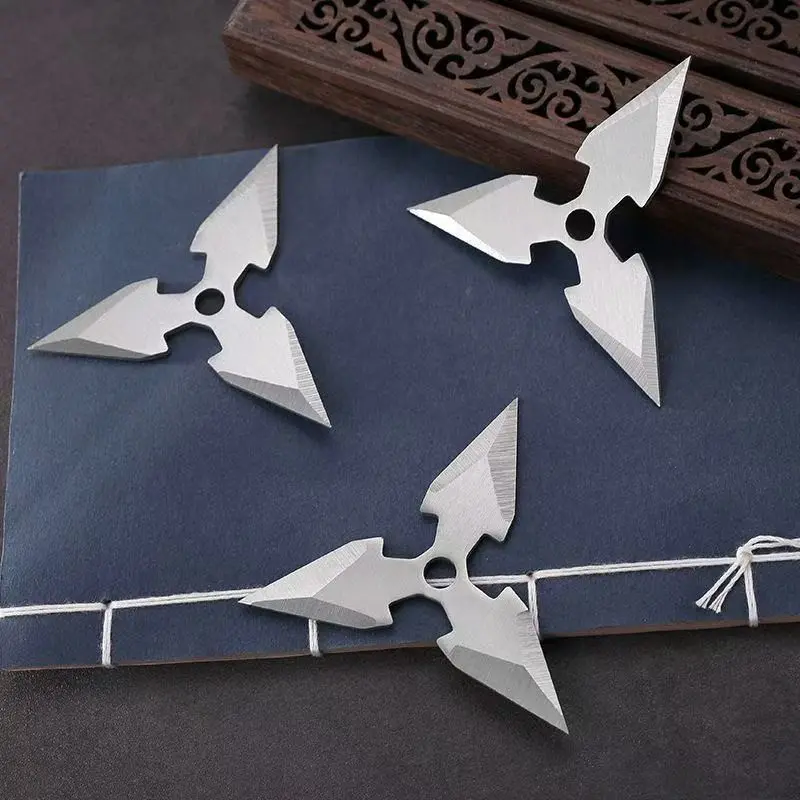Anime Ninja Cosplay Accessories 3-Piece Set, Triangle Dart Decoration Kit, Festival Party Costume Props, Gift for Martial Arts Enthusiasts