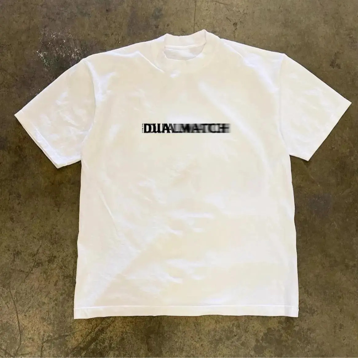 Unisex 100% Cotton Blurred Letter Graphic T-Shirt, Casual Short-Sleeve Streetwear Top, Soft Comfortable Men's & Women's Tee | SKU qmtxplzrav Menswear Warmer