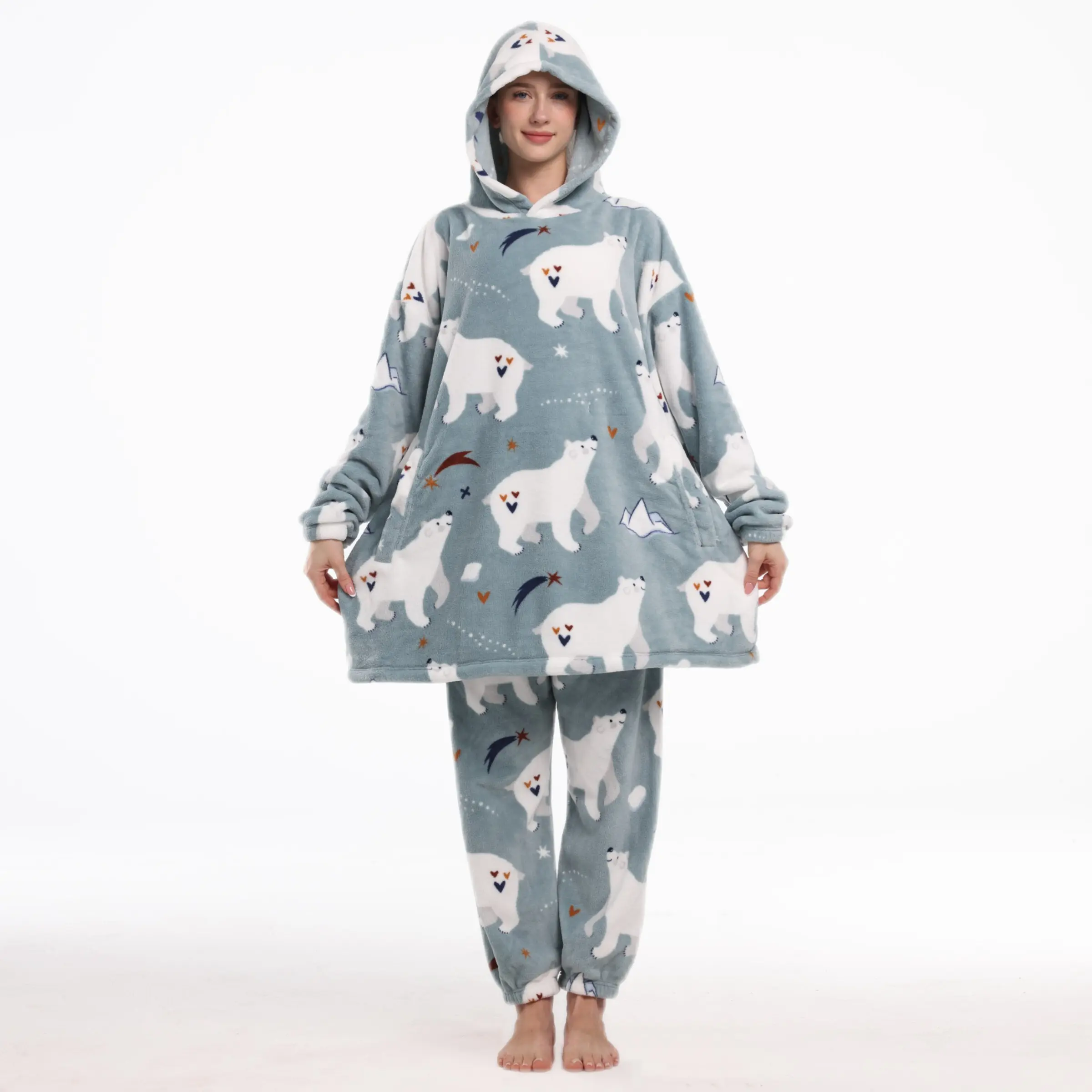 Coral Fleece Bear Pattern Wearable Blanket Set, Unisex, Hooded with Pockets, Cozy and Warm, Perfect for Fall and Winter Gifts
