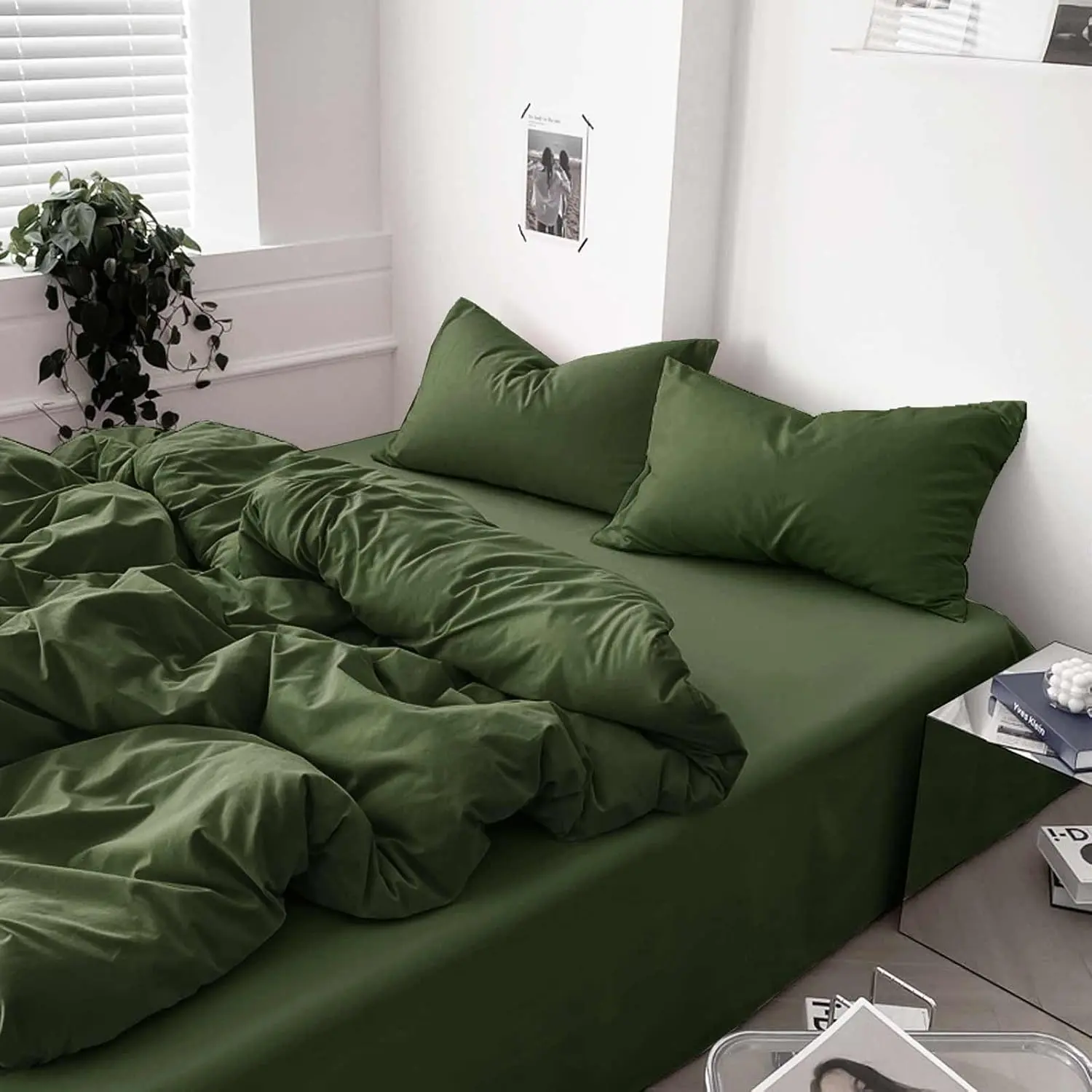 Dark Olive Green  Comforter Set - 3 count Aesthetic Modern Bedding Set -    Soft & Lightweight Microfiber Down Alternative Comforter Bed Set with 2 Pillow Shams for Women Men