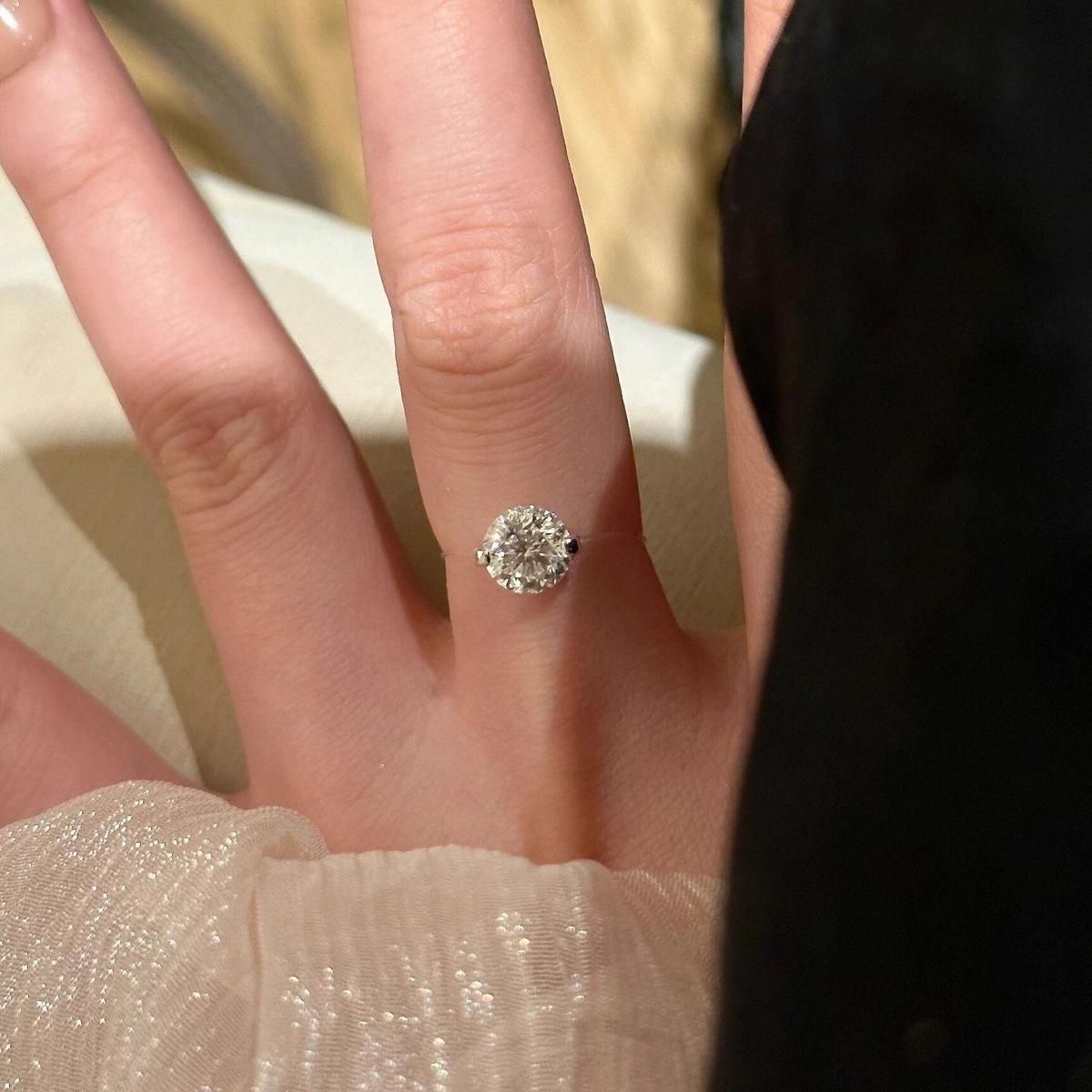 Ultra Invisible Transparent Fishing Line Sparkling Diamond Ring for Women 6mm & 8mm Sizes Simple Versatile High-End Niche Light Luxury Elastic Index Finger Ring