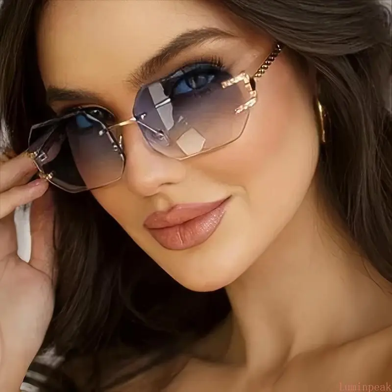 Polarized Sunglasses, Unisex Oversized Rectangle Metal Frame with Blue-to-Pink Gradient Blue Light Blocking Lenses for Casual Wear, Fashionable Frames Sunglasses, High Quality Sunglasses