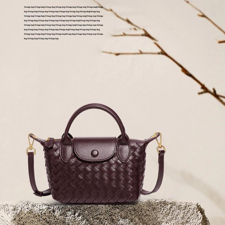 6252 Hand-woven Shoulder Dumpling Bag 2025 New PU Leather Fashion Commuter Messenger Bag