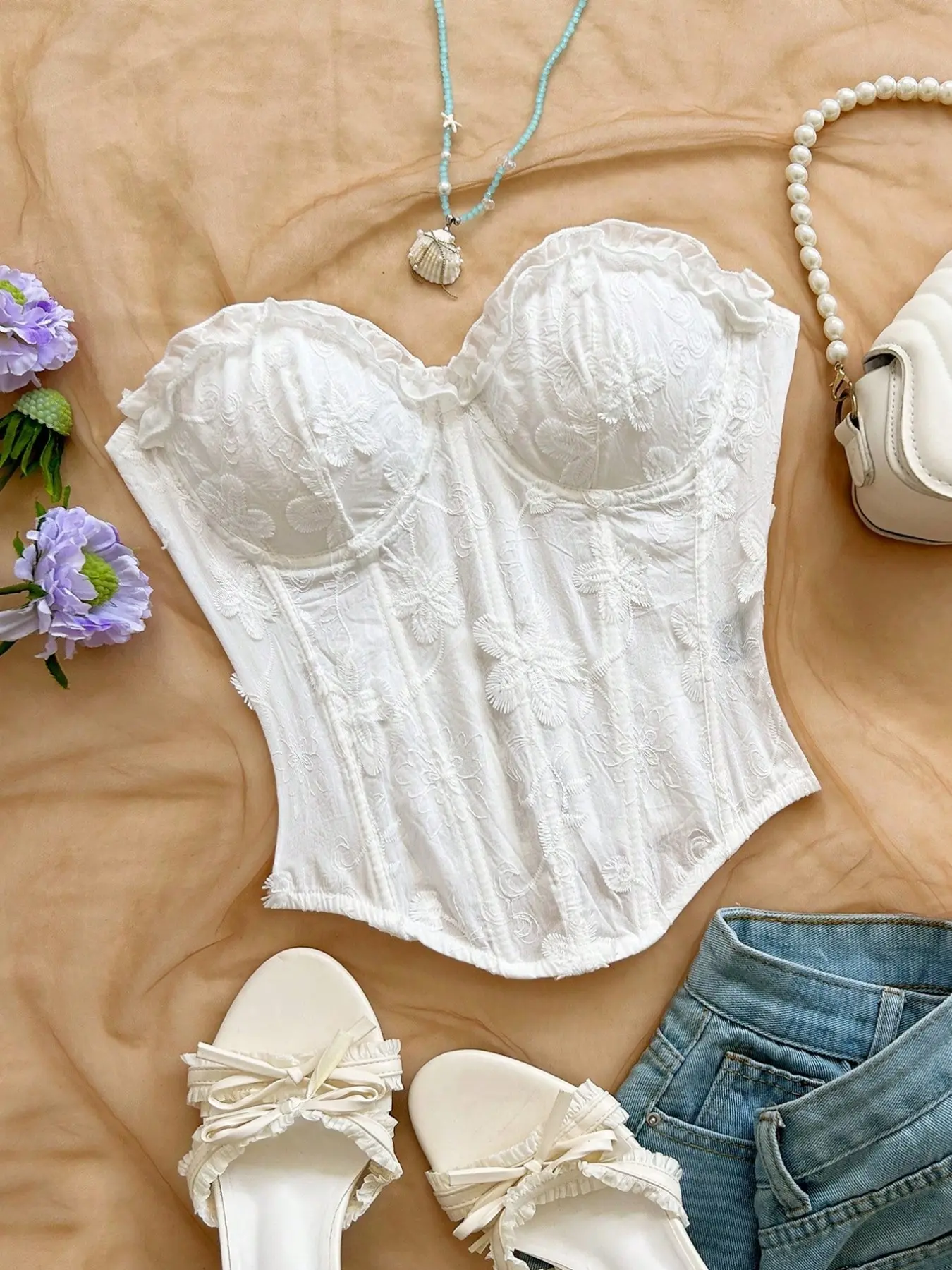 Womens Sexy Strapless Floral Lace Up Back Crop Top White Ruffled Sweetheart Neckline Soft Corset Tube Top Wire-Free Comfortable Adjustable Going Out Top Clubwear Party Date Night Outfit Fairy Vintage Y2K Trendy Camisole Aesthetic Streetwear Top