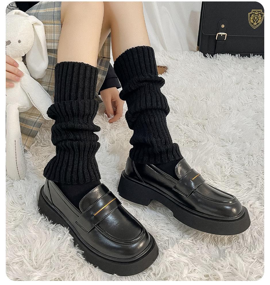 2 Pairs of Women's Four-season Autumn and Winter Solid Color Harajuku Fashion Wear Trendy Simple JK College Style Pile Socks