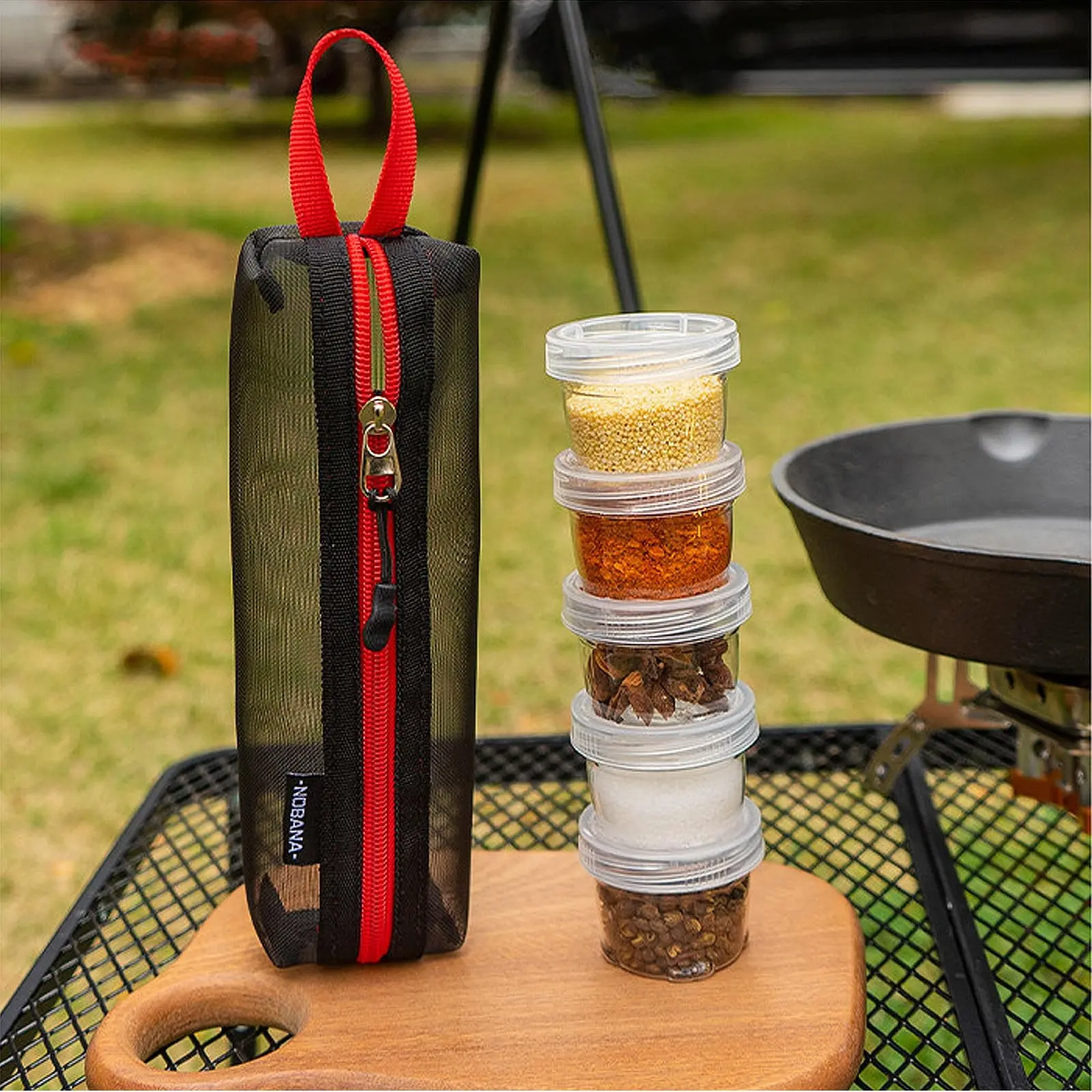 7-Pack Outdoor Camping Spice Set with 5 Bottles, Seasoning Containers, Portable Travel Seasoning Bottle Organizer, Nylon Spice Pack, BBQ Grill Picnic Seasoning Kit