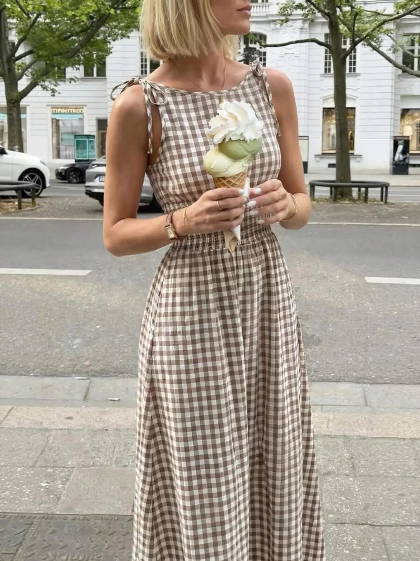 New Plaid Women's Sleeveless Long Dress, Bow Tie and Ruffled Waist, Casual Boho Chic Bohemian Fashion Office Minimalist Summer Style, Perfect for Vacation Daily Wear