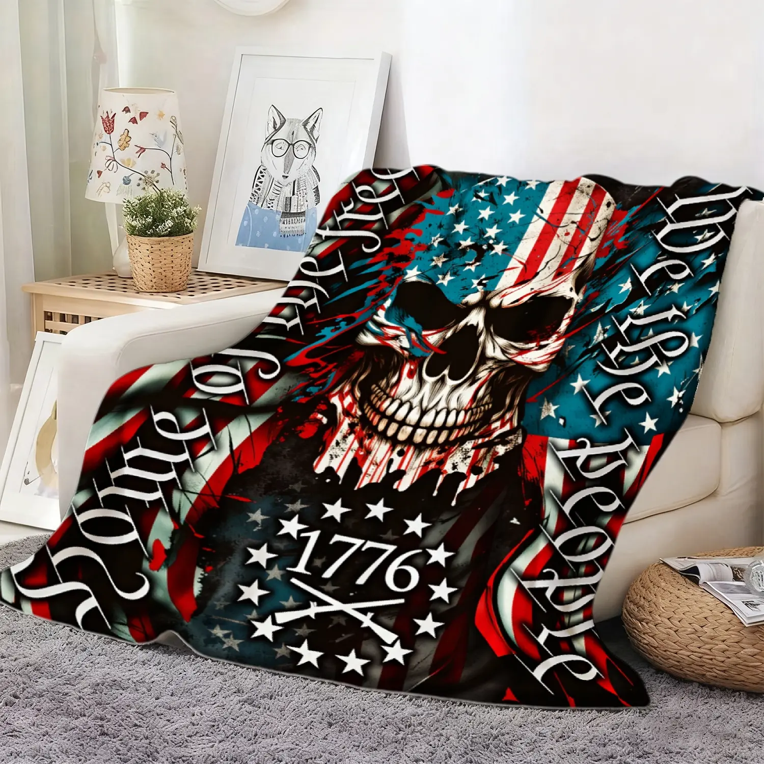 1pc of Heavyweight  Soft Polyester Blanket Featuring a Patriotic American Flag Skull Print, Ideal for Use on Beds, Couches, Or During Office Picnics. This All-Season Durable Comforter Showcases a Vintage USA Flag Design