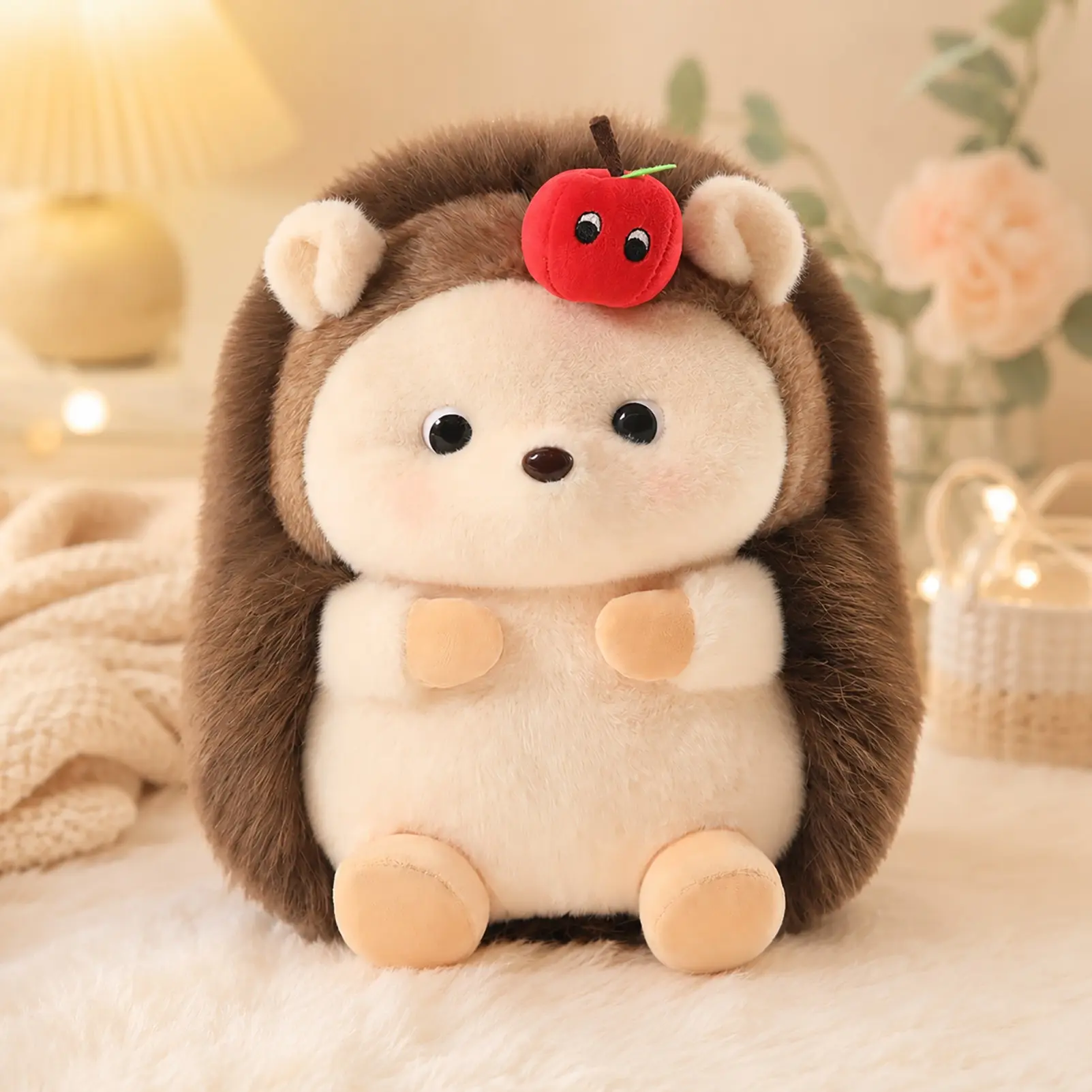 30cm/11.81in Apple Hedgehog Plush Toy Kawaii Forest Animal Doll, Soft Stuffed Woodland Hedgehog Pillow with Cute Apple Decor, Cozy Anxiety Relief Plushie for Kids Teens Adults, Desk Room Sofa Decoration, Cute Birthday Christmas Gift for Plush Toy Lovers