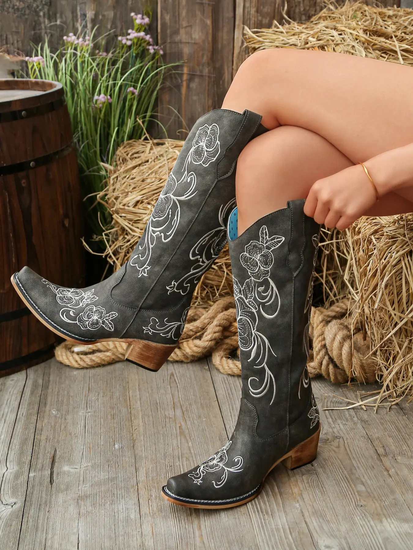 American western retro knee-high cowboy boots, floral embroidered PU leather upper, pointed toe block heel design, distressed matte texture, soft anti-slip lining, versatile tall boots for women daily travel