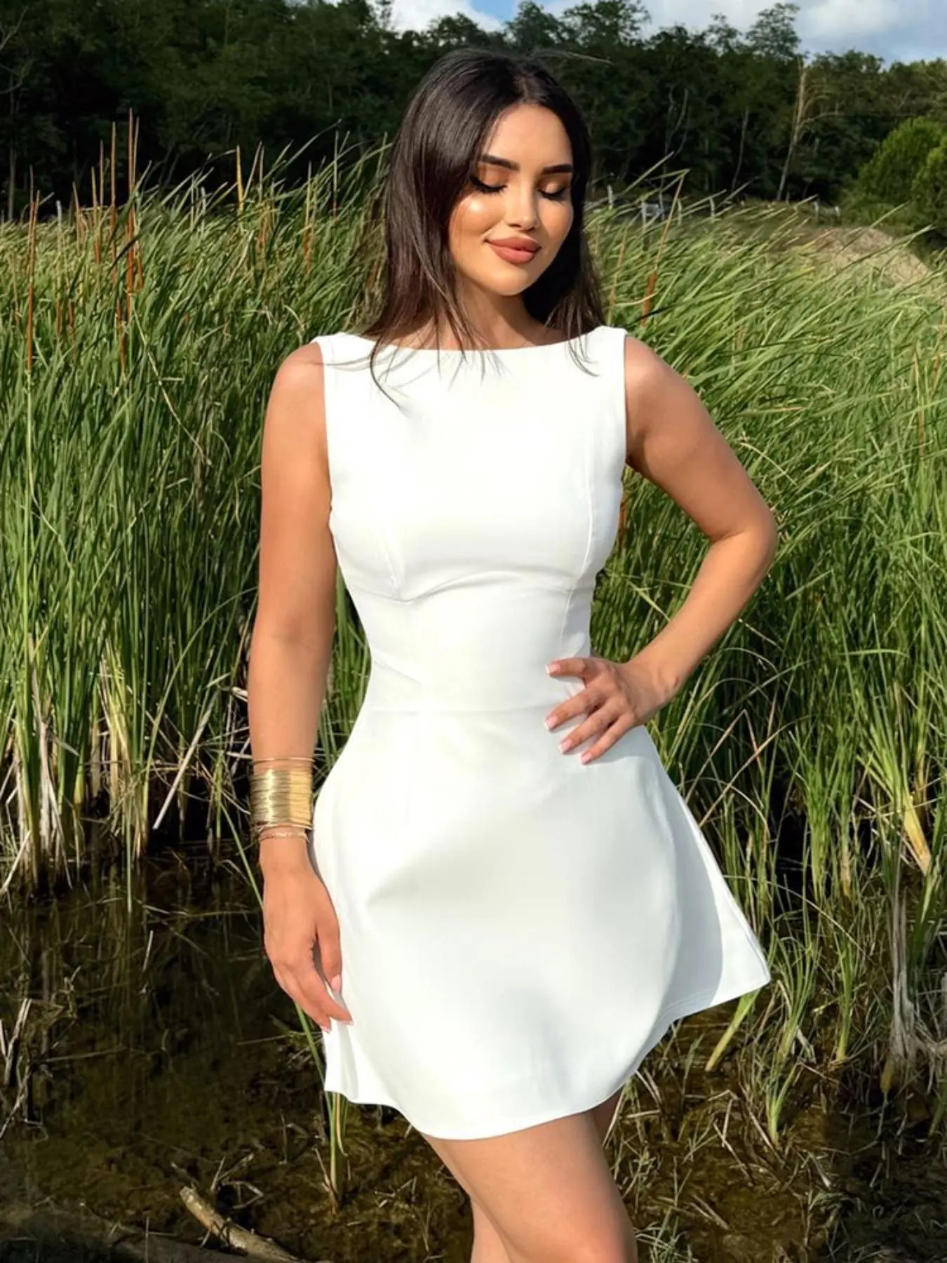 Women's Basic Solid Backless Boat Neck Tank A-line Dress, Street Fashion Casual Sleeveless Short Dress for Daily Outdoor Wear, Ladies Dress for Summer, Teacup Dress, Soul Dress, Womenswear, Beach Tank Dress
