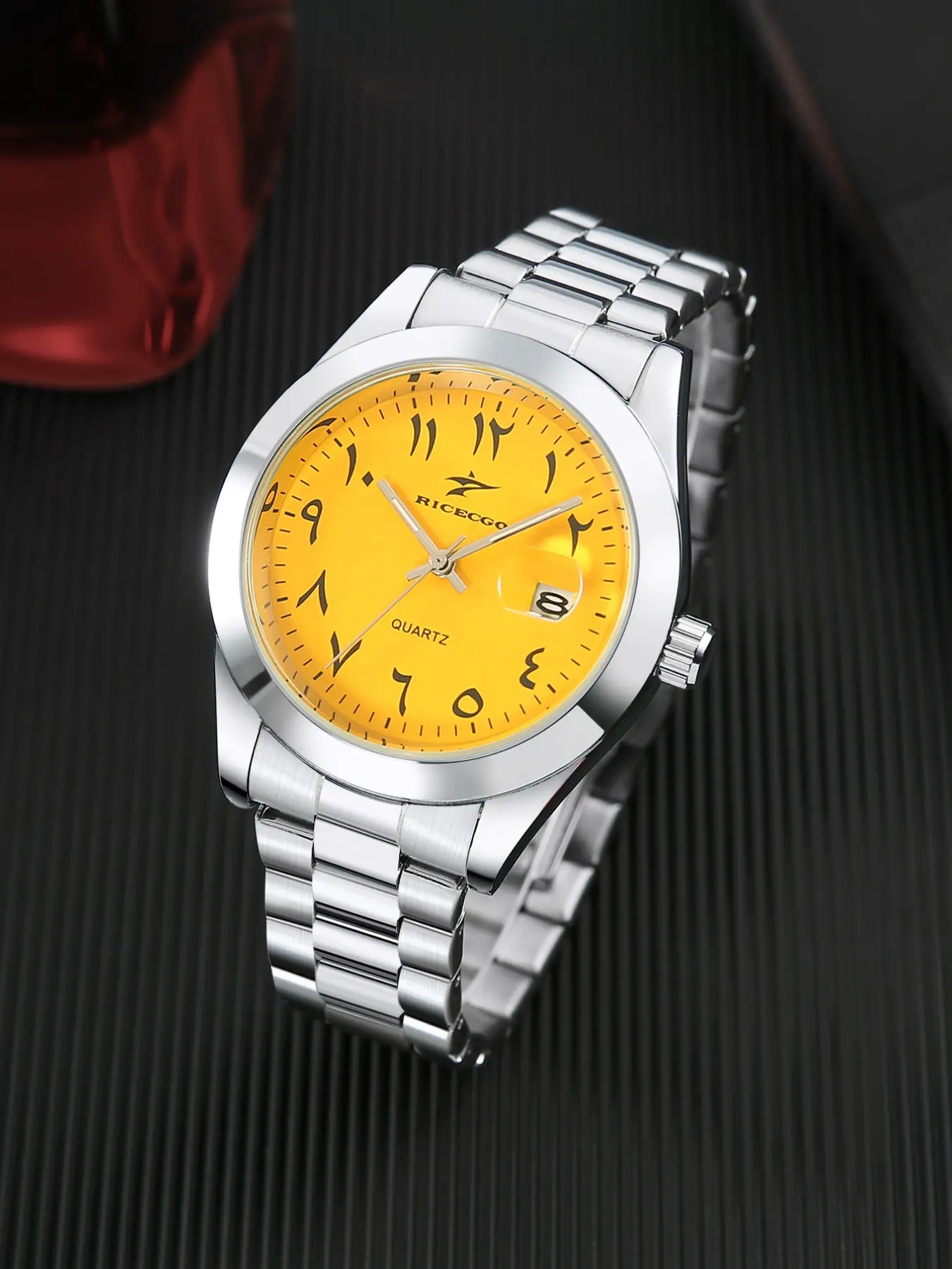 RICECGO Men's Business Fashion Watch: Analogue Quartz Watch Analog Quartz Watches Featuring a comfortable strap and a date window, this watch is the perfect choice for daily commuting or as a gift—a stylish accessory for men.