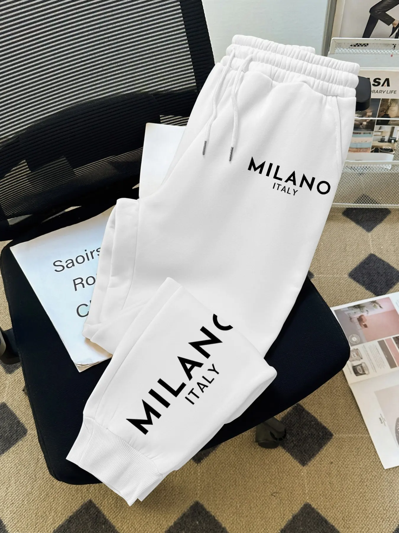 Men's Waist Drawstring Sports Pants, Milan Theme Print, Slim-Fit, Casual Style, Fall & Winter, Versatile Athletic Wear