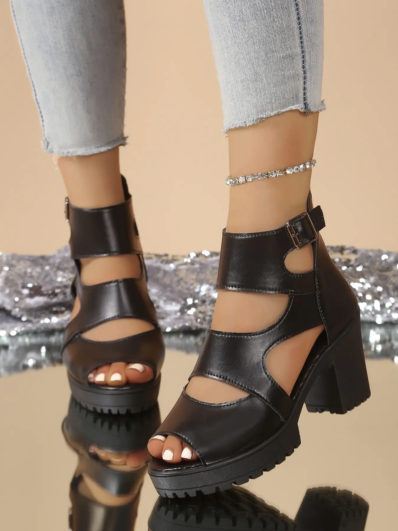 2026 Roman Style Waterproof Platform Sandals, Back Zipper Easy On-Off, Stable Thick Heel, Versatile Classic Women's Shoes for Dates and Travel