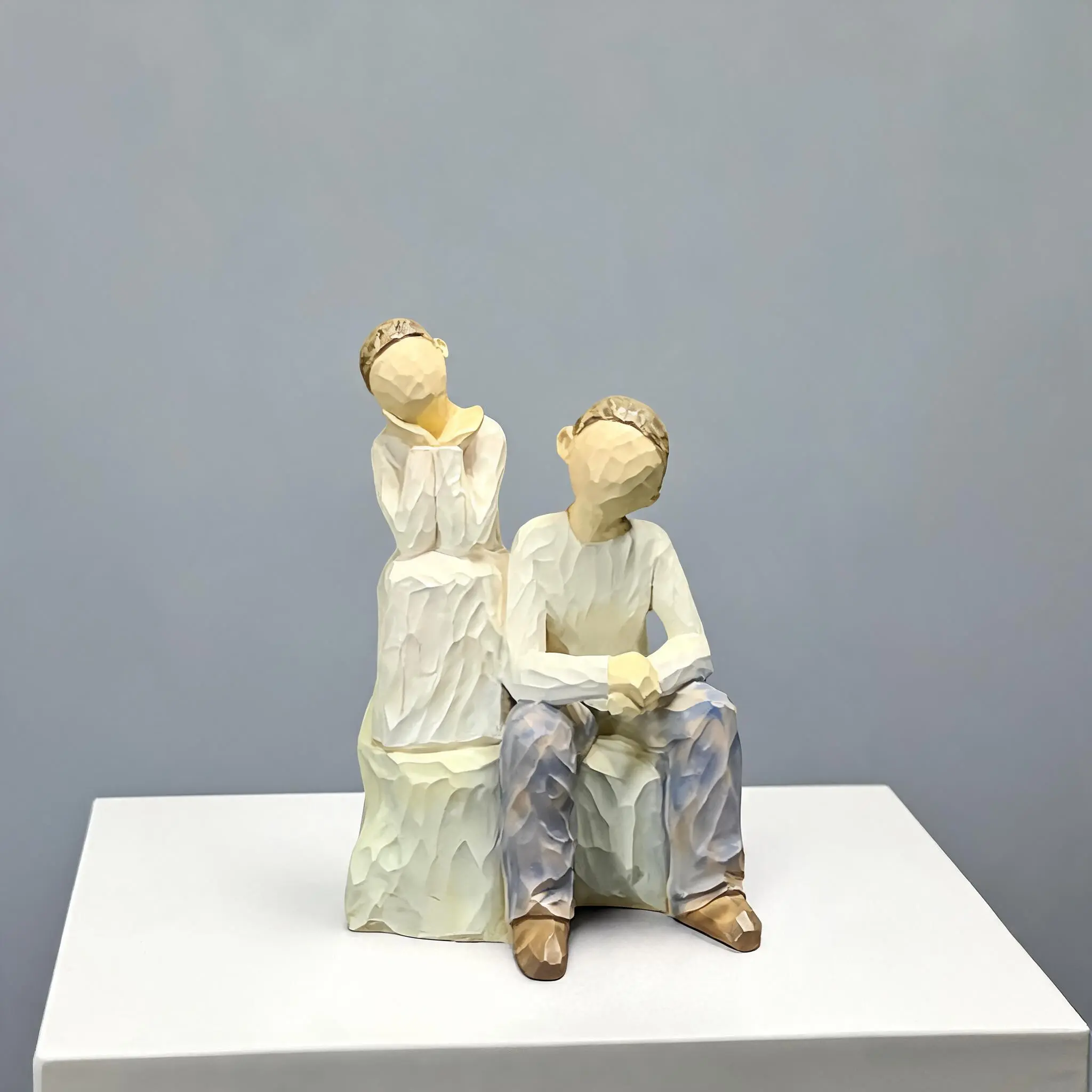 Sibling Love Statue, Resin Figurine, Handcrafted Sibling Love Statue for Home, Office, Nursery Decor, Heartwarming Gift for Families, Collectors, Ornaments, Collectible Figurine, Figure Decor