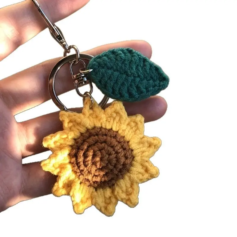 Sunflower Leaf Keychain Pendant, Cute Floral Bag Charm For Students, Trendy Cross-Border Floral Hanging Ornament, Delicate Sunflower Decor Accessory For Backpack Handbag Key Ring Daily Matching Small Gift summerwins,Personalize,,Handmade,Leather,carabiner