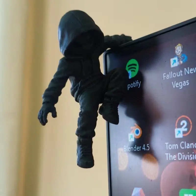 Dark Climbing Display Decor, Game Office Desktop Abs Resin Hat Ornament, Unique Aesthetic Accessory, Shadow Edge Design, Home Office Decor