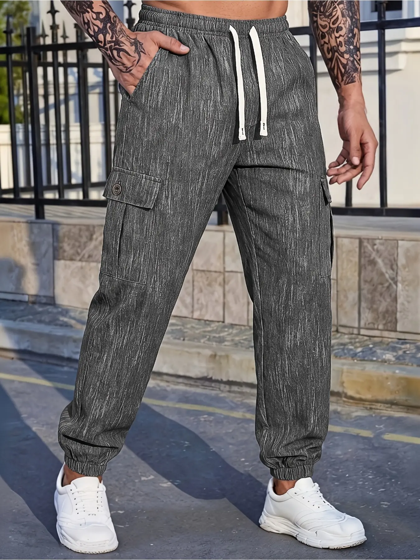 1PC Men's Summer Solid Dyeing Simple Casual Hemmed Pants, versatile, lightweight and breathable. With drawstring and button pocket designs, suitable for daily commuting, outdoor activities, running and exercising.