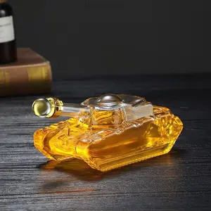 1 Count Whisky Decanter Glass Whiskeys Decanter Leads Free Drinks Tank Shape, Tank Whiskey Decanter - Army Gifts for Men - Glass Tank Gift - Bourbon and Scotch DecanterH7KitchenVibePro