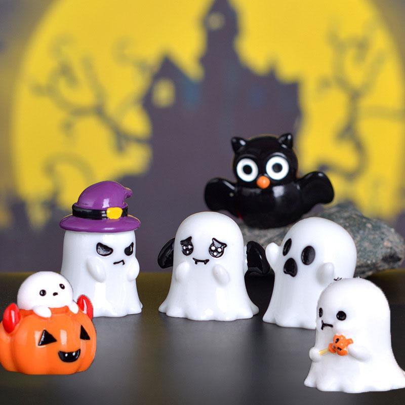 Cartoon Ghost Ornament, 6 Counts Mini Cute Micro Landscape Ornaments, Desktop Decoration for Home Dormitory Office Living Room Festival Gift
