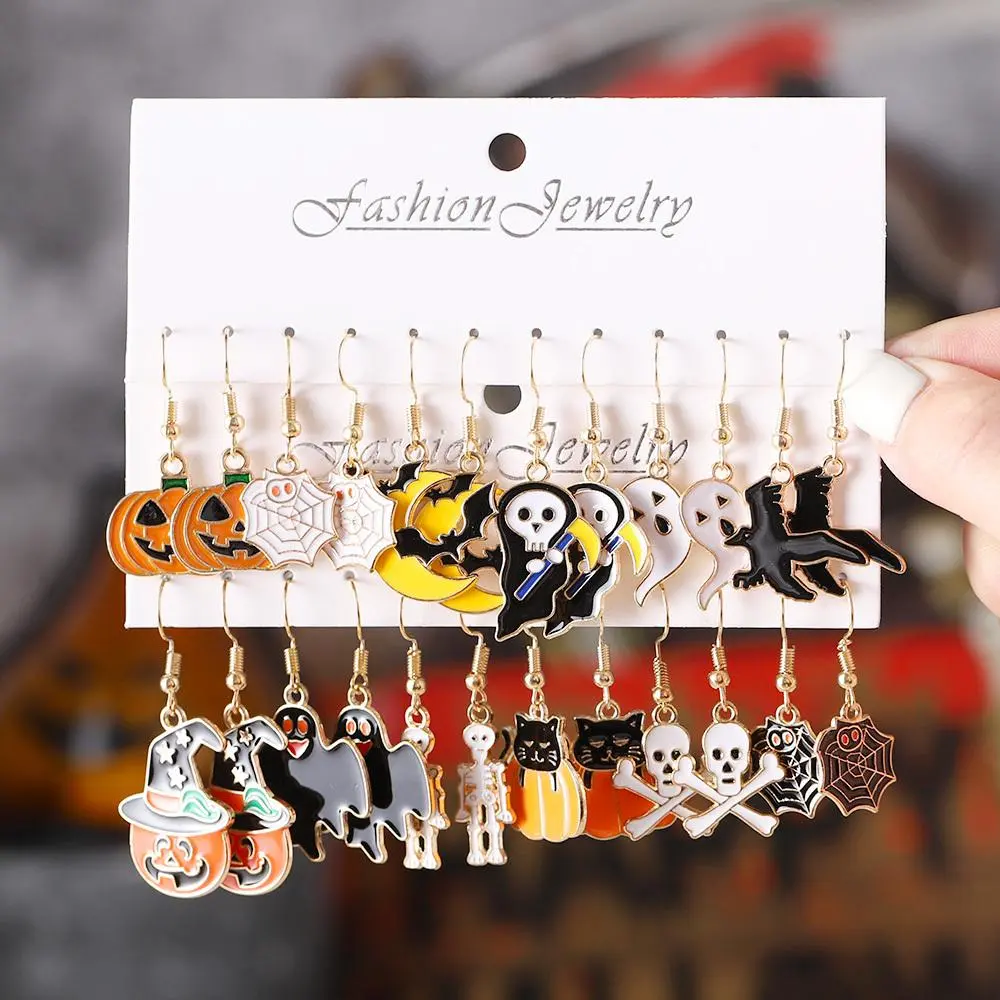 6 Pairs Personalized Halloween Earrings Set - Gothic Pumpkin Cute Ghost Skeleton Spider Web Dangle Earrings - Retro Design Halloween Celebration, Costume Parties & Daily Wear, Versatile Halloween Spooky Accessories
