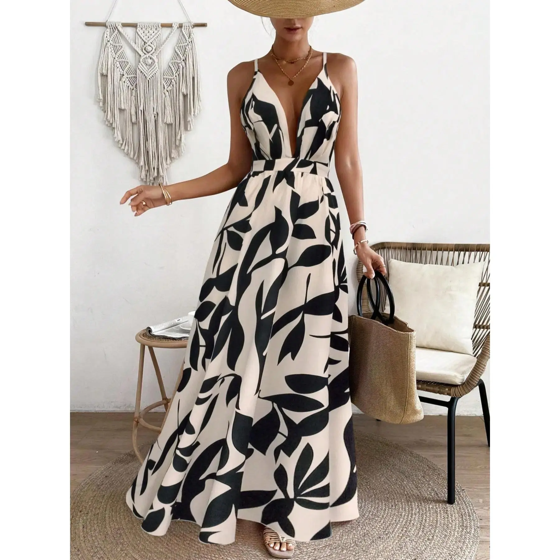 Women All Over Leaf Print Sleeveless Backless Maxi Dress, Bohemian Boho Chic Long Casual Dress Ideal for Summer Daily Outfits