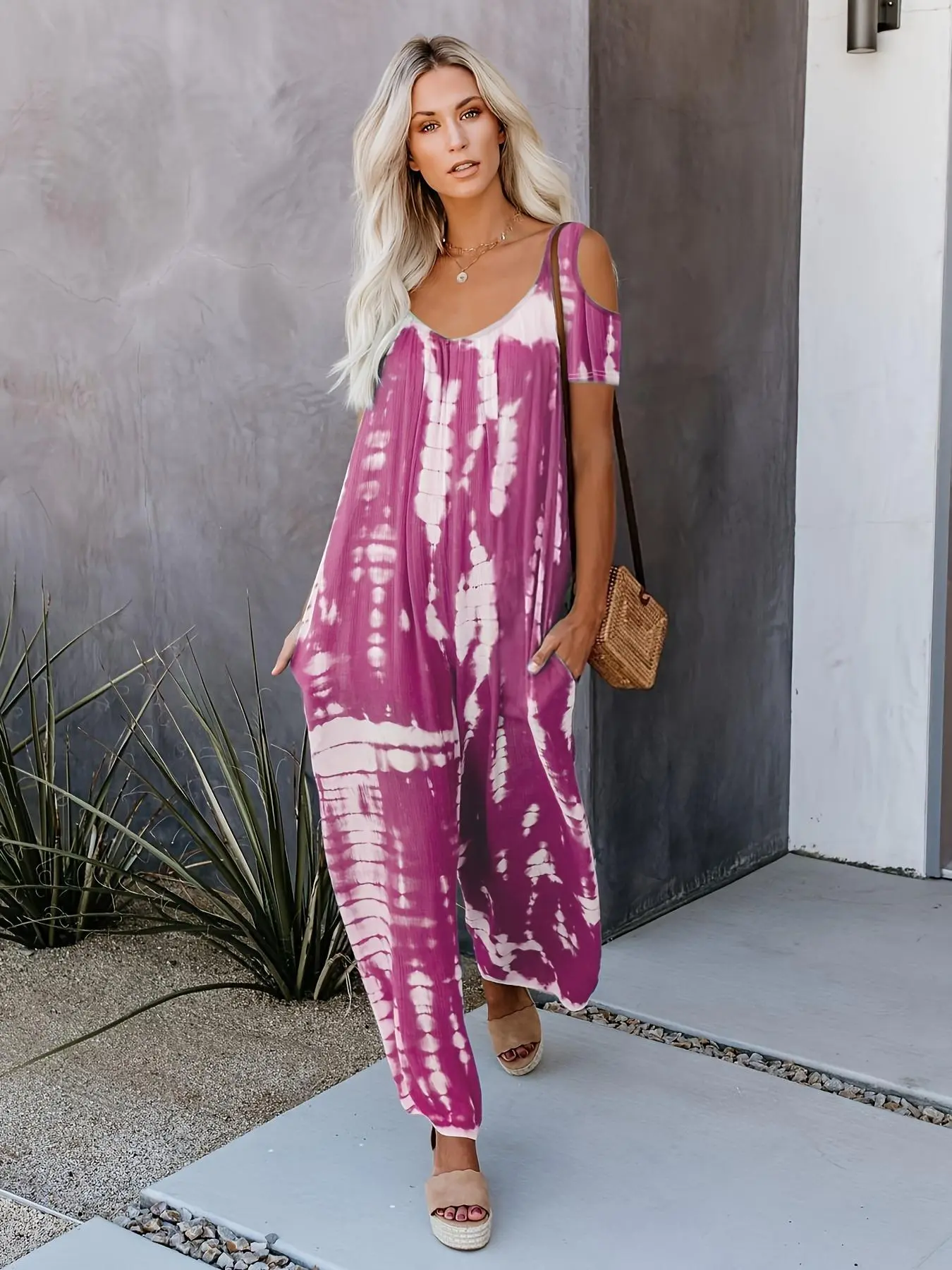 Women's Random Tie Dye Print Cold Shoulder Boho Overalls Jumpsuit, Casual Pocket Cut Out Jumpsuit for Daily Wear, Ladies Clothes for All Seasons