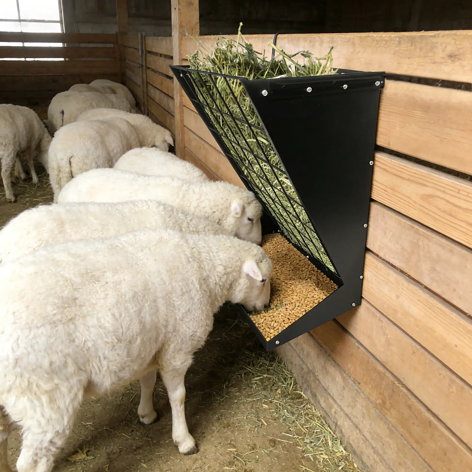 Livestock Hay Rack, 2 in 1 Large Capacity Hay & Grain/Salt Feeder,Heavy Duty Galvanized Steel Livestock Feeder with Adjustable Hooks,Dual Compartment Hay Rack and Grain Trough for Horse,Alpaca,Barn&Pasture