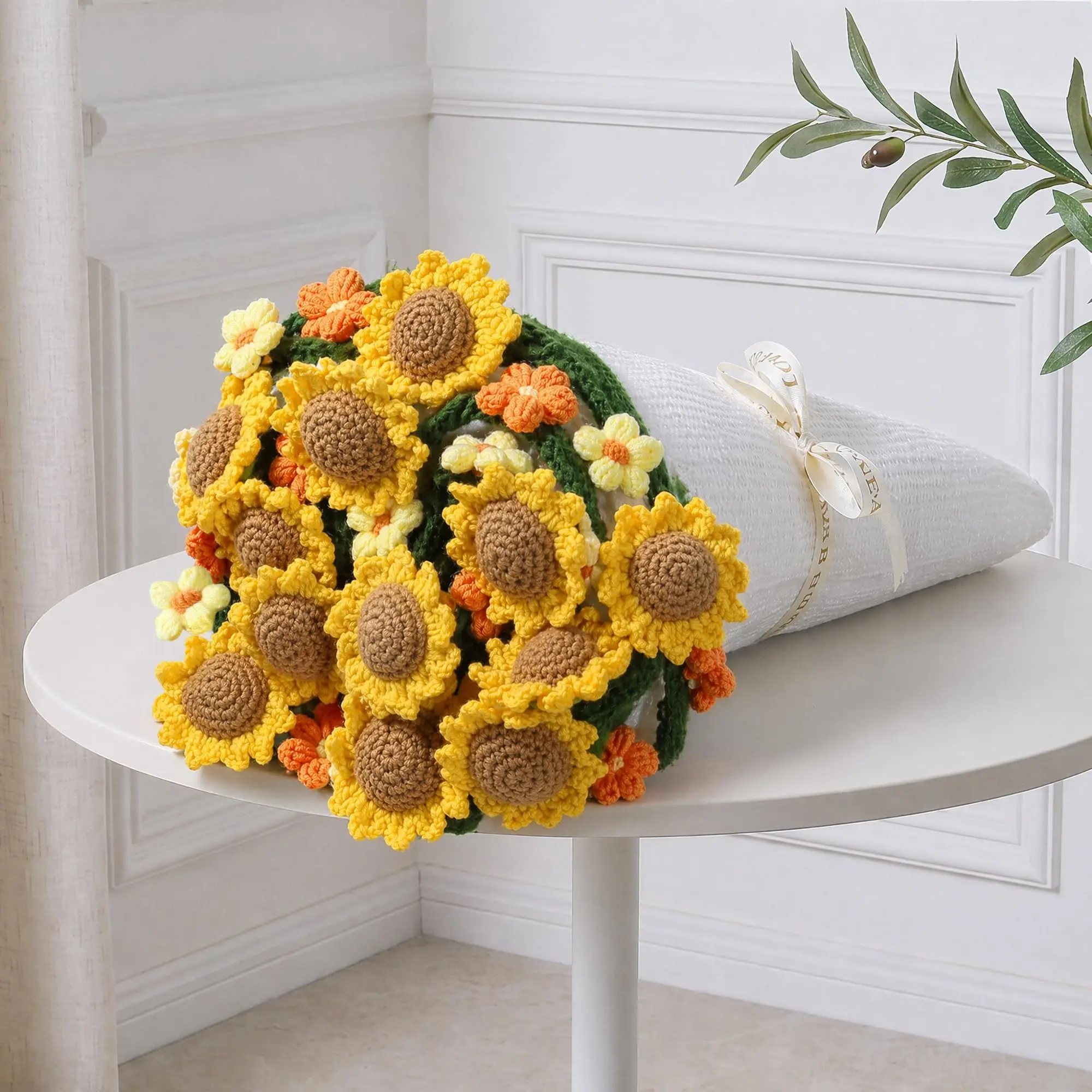 Sunflower Knitted Nap Blanket, 43 Inch Round Flower Design, Floral Blanket, Soft Dual-Sided, Sofa Bed Lounge Decor, Gift Bag & Card Included, Reversible Throw Blanket