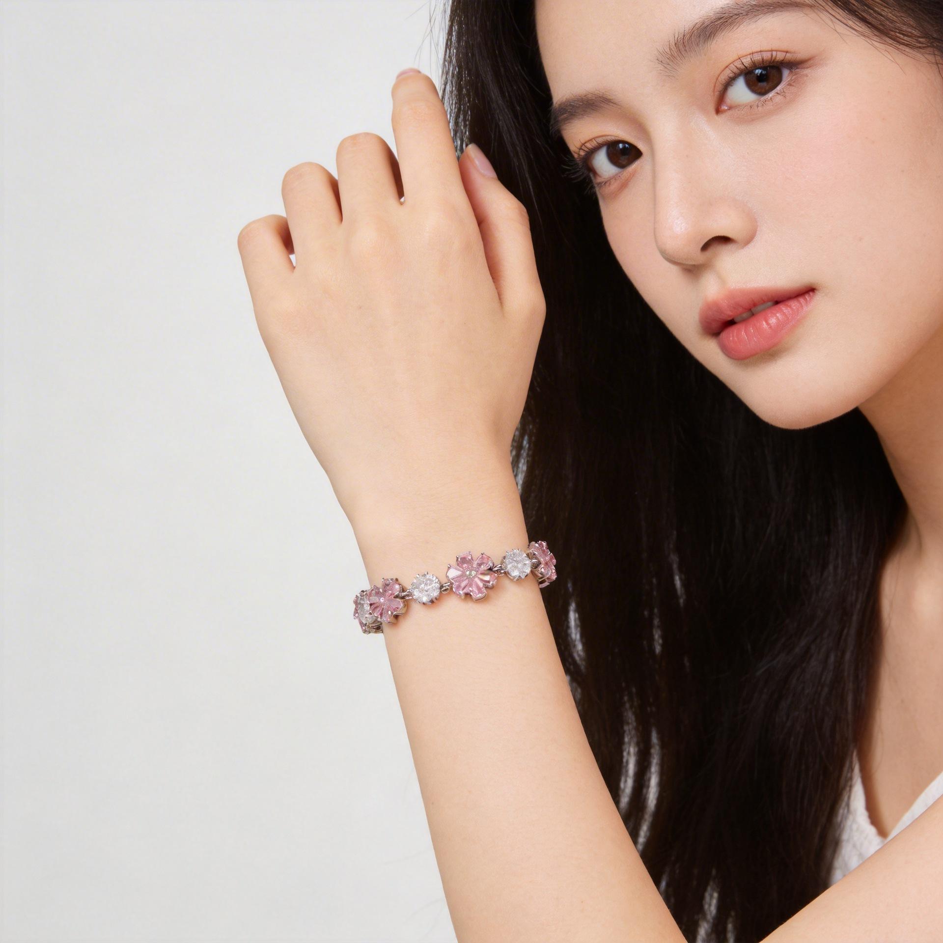 Colorful Flower Cubic Zirconia Bracelet for Women, Dainty Silver Plated Floral Tennis Bracelet, Sparkly Multicolor CZ Statement Jewelry, Perfect Gift for Mom, Sister & Best Friend